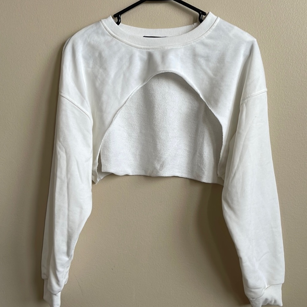Forever 21 size medium white crew neck open front